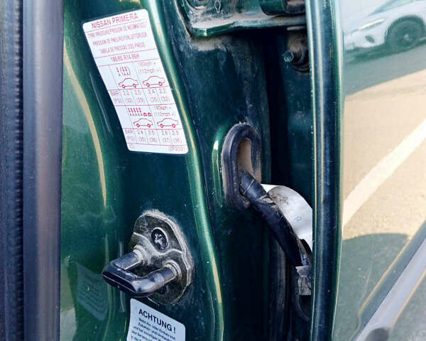 Зелений Ніссан Прімера, об'ємом двигуна 2 л та пробігом 220 тис. км за 3300 $, фото 12 на Automoto.ua