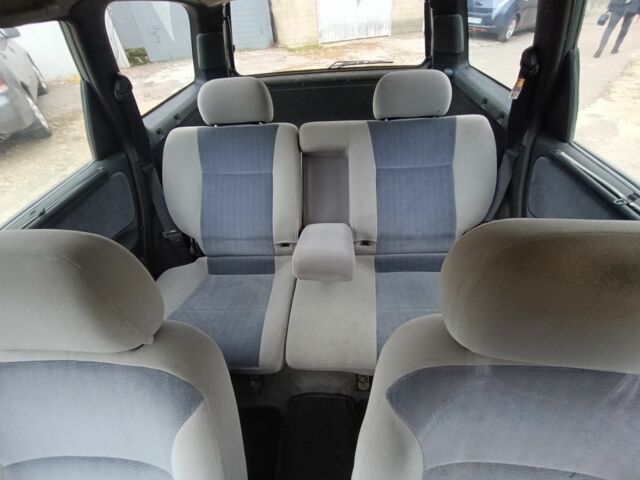 Зелений Ніссан Прімера, об'ємом двигуна 1.6 л та пробігом 225 тис. км за 1499 $, фото 11 на Automoto.ua