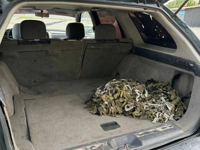 Зеленый Ниссан Примера, объемом двигателя 1.9 л и пробегом 390 тыс. км за 1100 $, фото 6 на Automoto.ua