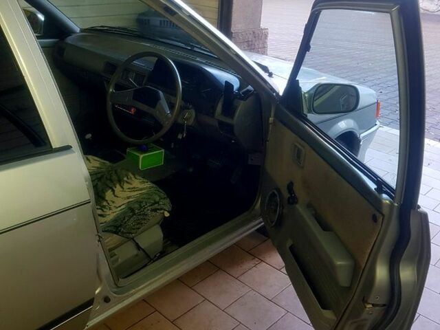 Серый Ниссан Пульсар, объемом двигателя 1.5 л и пробегом 111 тыс. км за 500 $, фото 6 на Automoto.ua