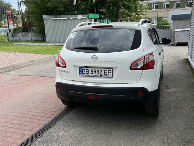 Білий Ніссан Кашкай, об'ємом двигуна 1.5 л та пробігом 144 тис. км за 12600 $, фото 6 на Automoto.ua