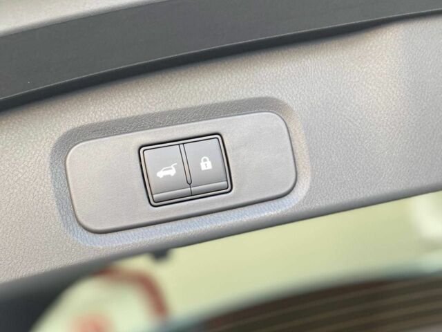 Білий Ніссан Кашкай, об'ємом двигуна 0 л та пробігом 1 тис. км за 37961 $, фото 18 на Automoto.ua