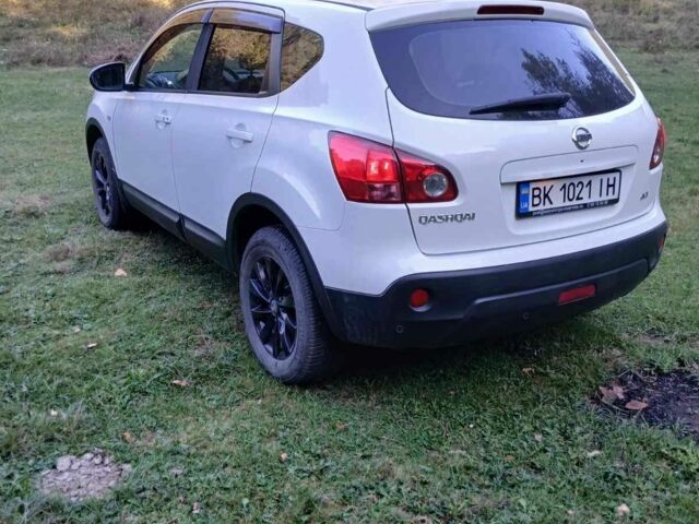 Білий Ніссан Кашкай, об'ємом двигуна 1.5 л та пробігом 210 тис. км за 8700 $, фото 6 на Automoto.ua