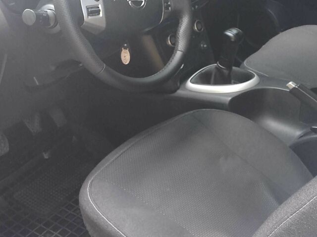 Білий Ніссан Кашкай, об'ємом двигуна 1.6 л та пробігом 187 тис. км за 7350 $, фото 5 на Automoto.ua