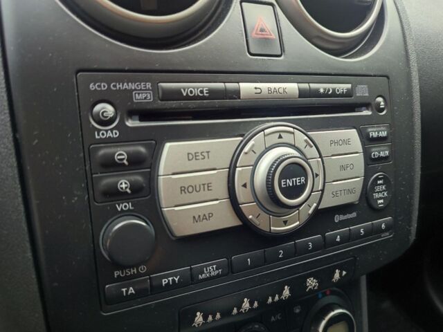 Белый Ниссан Кашкай, объемом двигателя 2 л и пробегом 184 тыс. км за 10490 $, фото 24 на Automoto.ua