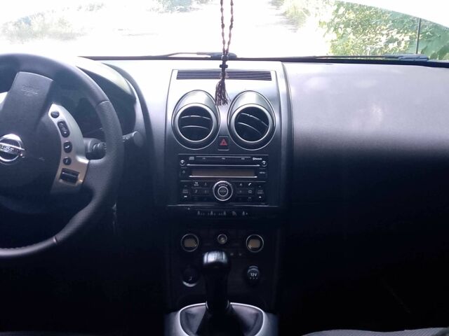 Білий Ніссан Кашкай, об'ємом двигуна 1.6 л та пробігом 187 тис. км за 7350 $, фото 4 на Automoto.ua