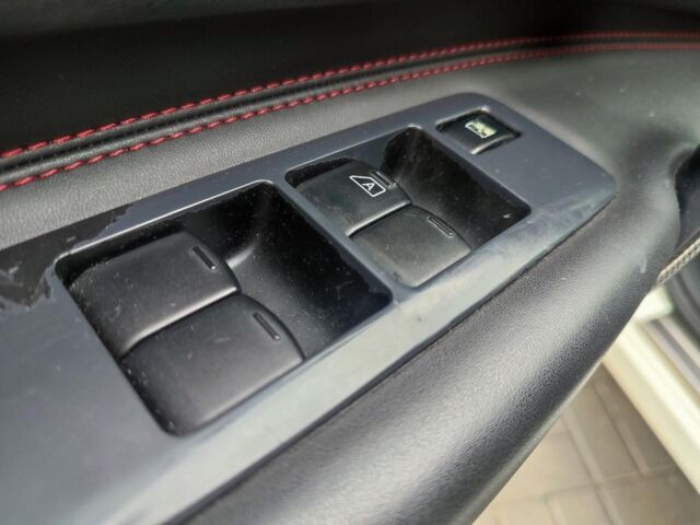 Белый Ниссан Кашкай, объемом двигателя 2 л и пробегом 184 тыс. км за 10490 $, фото 22 на Automoto.ua