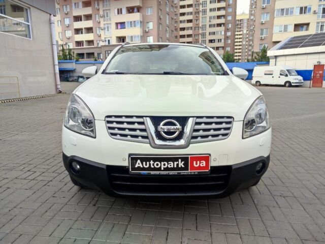 Белый Ниссан Кашкай, объемом двигателя 2 л и пробегом 184 тыс. км за 10490 $, фото 1 на Automoto.ua
