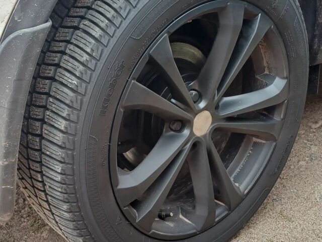 Белый Ниссан Кашкай, объемом двигателя 0 л и пробегом 230 тыс. км за 13650 $, фото 17 на Automoto.ua