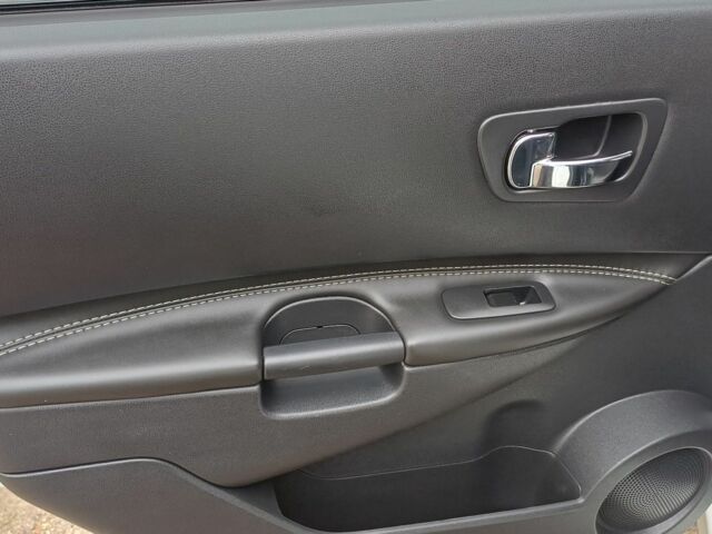 Белый Ниссан Кашкай, объемом двигателя 0 л и пробегом 230 тыс. км за 13650 $, фото 8 на Automoto.ua