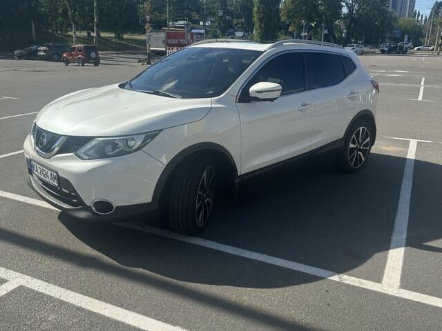 Білий Ніссан Кашкай, об'ємом двигуна 2 л та пробігом 61 тис. км за 17000 $, фото 4 на Automoto.ua