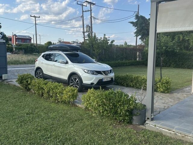 Білий Ніссан Кашкай, об'ємом двигуна 2 л та пробігом 61 тис. км за 17000 $, фото 1 на Automoto.ua