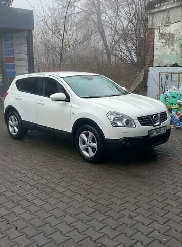 Белый Ниссан Кашкай, объемом двигателя 1.46 л и пробегом 252 тыс. км за 7399 $, фото 7 на Automoto.ua