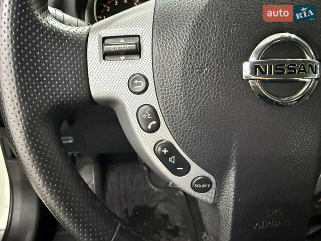Белый Ниссан Кашкай, объемом двигателя 2 л и пробегом 115 тыс. км за 10300 $, фото 18 на Automoto.ua