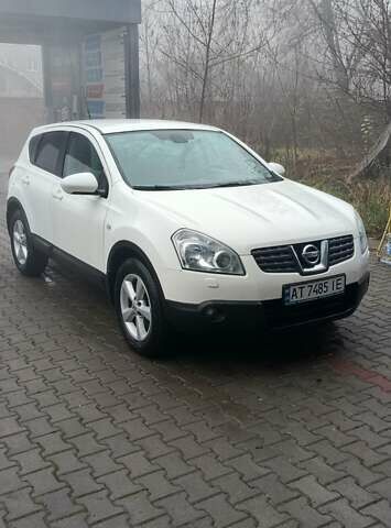 Белый Ниссан Кашкай, объемом двигателя 1.46 л и пробегом 252 тыс. км за 7399 $, фото 1 на Automoto.ua