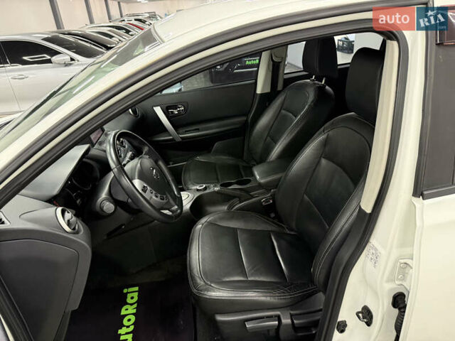 Белый Ниссан Кашкай, объемом двигателя 2 л и пробегом 115 тыс. км за 10300 $, фото 13 на Automoto.ua