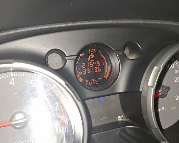 Белый Ниссан Кашкай, объемом двигателя 2 л и пробегом 215 тыс. км за 9500 $, фото 23 на Automoto.ua