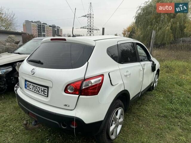 Білий Ніссан Кашкай, об'ємом двигуна 1.5 л та пробігом 257 тис. км за 3300 $, фото 5 на Automoto.ua