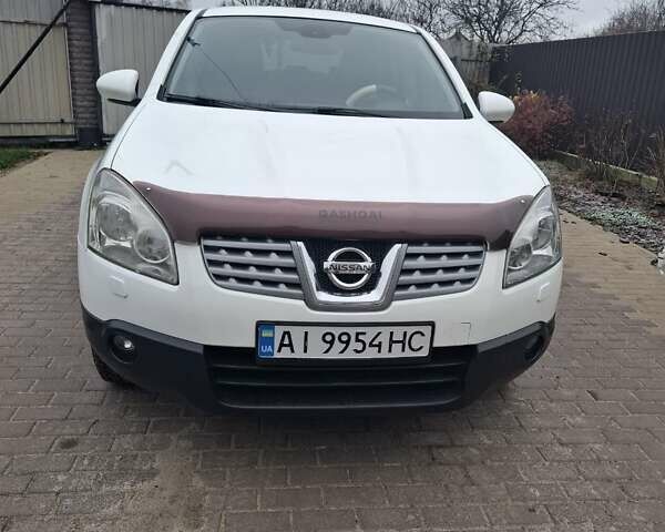 Белый Ниссан Кашкай, объемом двигателя 2 л и пробегом 215 тыс. км за 9500 $, фото 12 на Automoto.ua