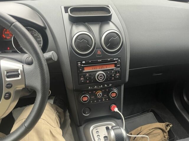 Білий Ніссан Кашкай, об'ємом двигуна 2 л та пробігом 358 тис. км за 5500 $, фото 5 на Automoto.ua