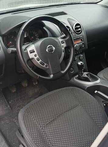 Белый Ниссан Кашкай, объемом двигателя 1.46 л и пробегом 252 тыс. км за 7399 $, фото 15 на Automoto.ua