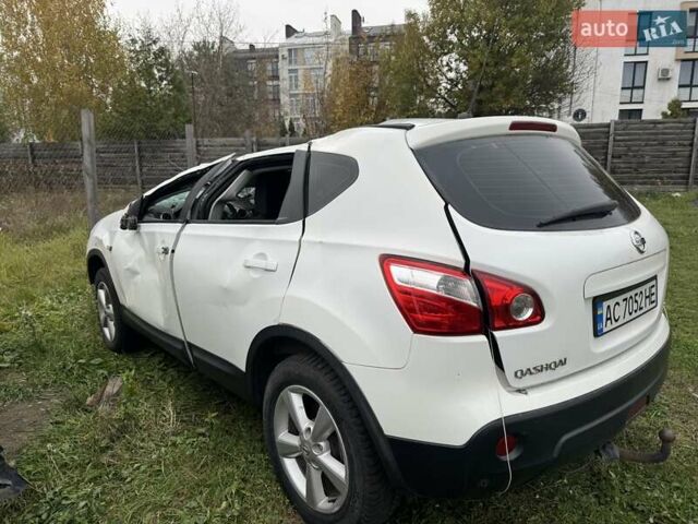 Білий Ніссан Кашкай, об'ємом двигуна 1.5 л та пробігом 257 тис. км за 3300 $, фото 3 на Automoto.ua