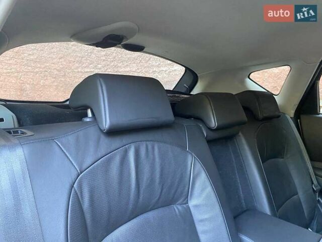 Белый Ниссан Кашкай, объемом двигателя 2 л и пробегом 134 тыс. км за 11000 $, фото 14 на Automoto.ua