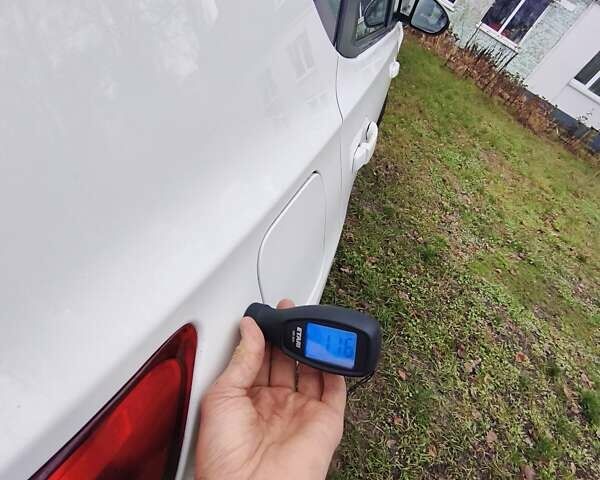 Белый Ниссан Кашкай, объемом двигателя 1.6 л и пробегом 152 тыс. км за 8350 $, фото 69 на Automoto.ua