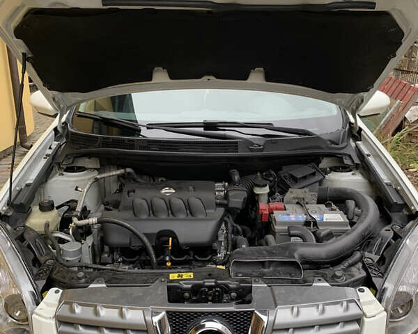 Білий Ніссан Кашкай, об'ємом двигуна 2 л та пробігом 247 тис. км за 7800 $, фото 27 на Automoto.ua