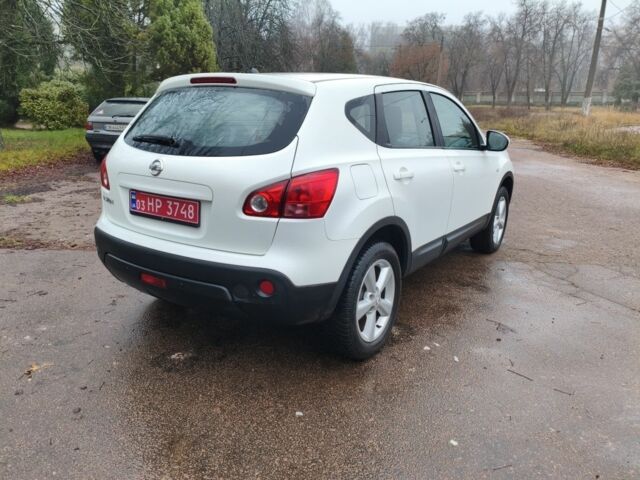 Белый Ниссан Кашкай, объемом двигателя 1.6 л и пробегом 152 тыс. км за 8350 $, фото 4 на Automoto.ua