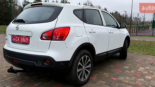 Білий Ніссан Кашкай, об'ємом двигуна 1.6 л та пробігом 246 тис. км за 8499 $, фото 2 на Automoto.ua