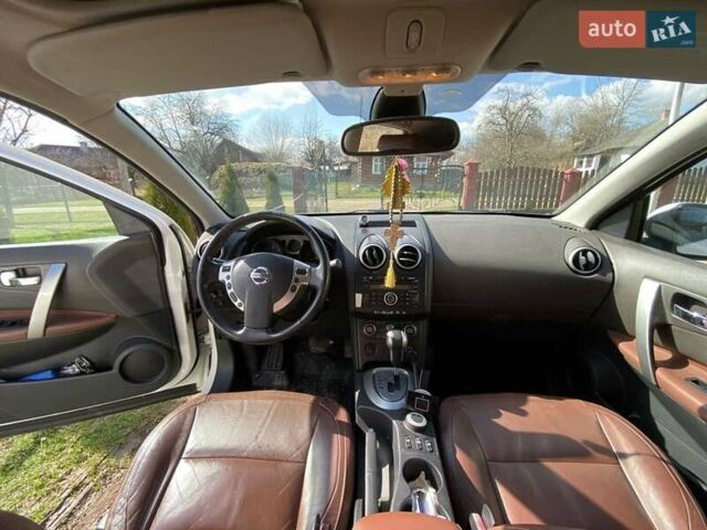 Белый Ниссан Кашкай, объемом двигателя 2 л и пробегом 260 тыс. км за 9400 $, фото 11 на Automoto.ua