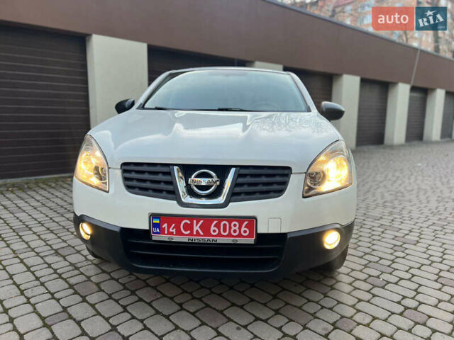 Белый Ниссан Кашкай, объемом двигателя 1.6 л и пробегом 159 тыс. км за 8499 $, фото 11 на Automoto.ua