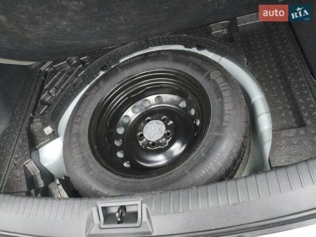 Белый Ниссан Кашкай, объемом двигателя 1.6 л и пробегом 152 тыс. км за 8350 $, фото 48 на Automoto.ua