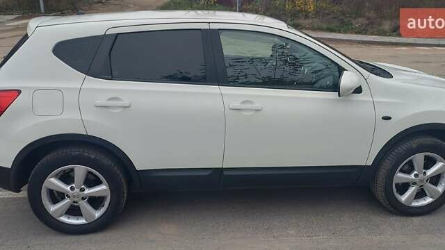 Белый Ниссан Кашкай, объемом двигателя 1.46 л и пробегом 183 тыс. км за 9599 $, фото 8 на Automoto.ua