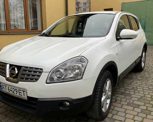 Білий Ніссан Кашкай, об'ємом двигуна 2 л та пробігом 247 тис. км за 7800 $, фото 2 на Automoto.ua