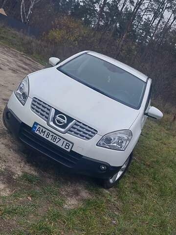 Белый Ниссан Кашкай, объемом двигателя 1.46 л и пробегом 183 тыс. км за 9599 $, фото 16 на Automoto.ua