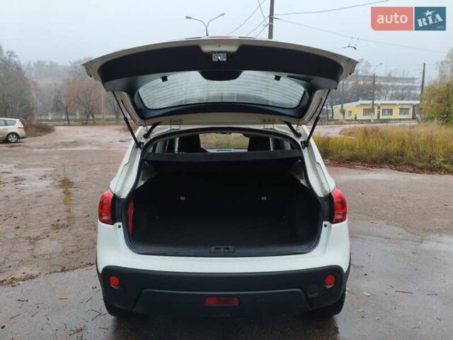 Белый Ниссан Кашкай, объемом двигателя 1.6 л и пробегом 152 тыс. км за 8350 $, фото 25 на Automoto.ua