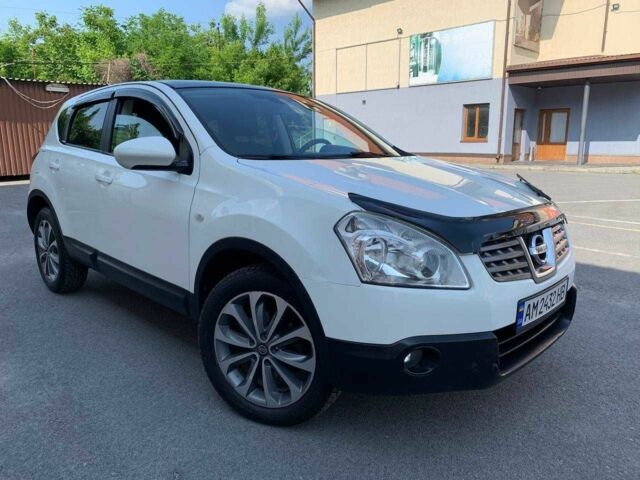 Білий Ніссан Кашкай, об'ємом двигуна 2 л та пробігом 207 тис. км за 8900 $, фото 12 на Automoto.ua