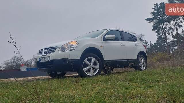 Белый Ниссан Кашкай, объемом двигателя 1.46 л и пробегом 183 тыс. км за 9599 $, фото 31 на Automoto.ua