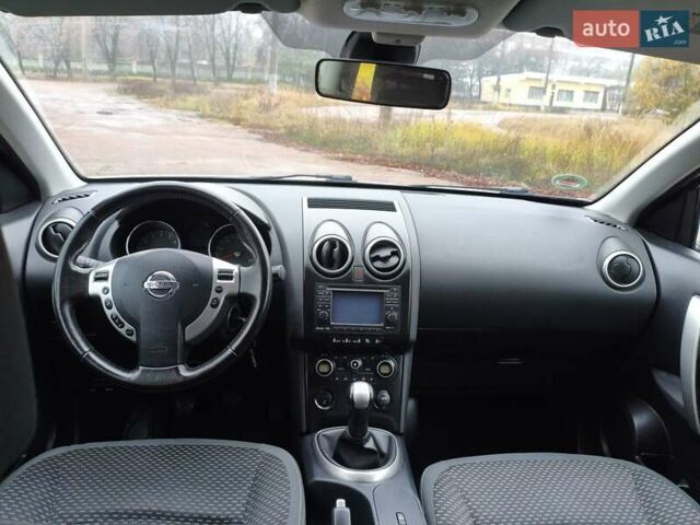 Белый Ниссан Кашкай, объемом двигателя 1.6 л и пробегом 152 тыс. км за 8350 $, фото 32 на Automoto.ua