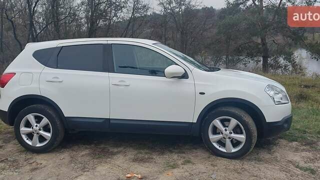 Белый Ниссан Кашкай, объемом двигателя 1.46 л и пробегом 183 тыс. км за 9599 $, фото 26 на Automoto.ua