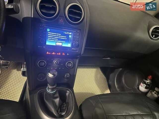 Белый Ниссан Кашкай, объемом двигателя 1.46 л и пробегом 234 тыс. км за 7800 $, фото 4 на Automoto.ua