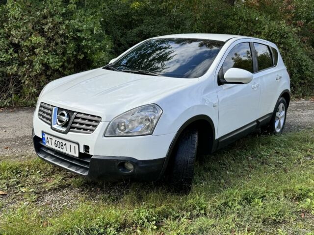 Белый Ниссан Кашкай, объемом двигателя 1.5 л и пробегом 300 тыс. км за 6450 $, фото 1 на Automoto.ua