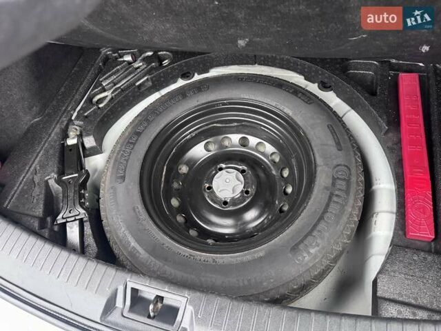 Белый Ниссан Кашкай, объемом двигателя 1.46 л и пробегом 186 тыс. км за 9600 $, фото 15 на Automoto.ua