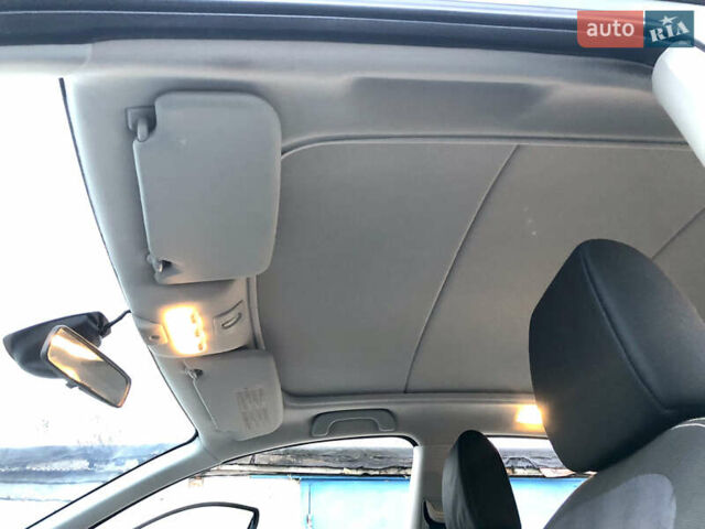 Белый Ниссан Кашкай, объемом двигателя 2 л и пробегом 195 тыс. км за 11655 $, фото 65 на Automoto.ua