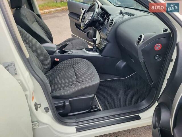 Білий Ніссан Кашкай, об'ємом двигуна 1.5 л та пробігом 217 тис. км за 9300 $, фото 98 на Automoto.ua