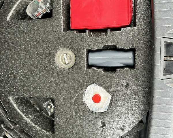 Белый Ниссан Кашкай, объемом двигателя 1.6 л и пробегом 176 тыс. км за 9999 $, фото 35 на Automoto.ua