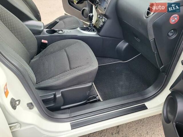 Білий Ніссан Кашкай, об'ємом двигуна 1.5 л та пробігом 217 тис. км за 9300 $, фото 107 на Automoto.ua