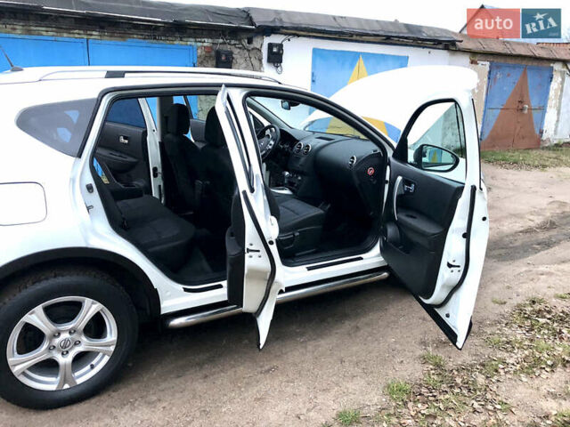 Белый Ниссан Кашкай, объемом двигателя 2 л и пробегом 195 тыс. км за 11655 $, фото 82 на Automoto.ua